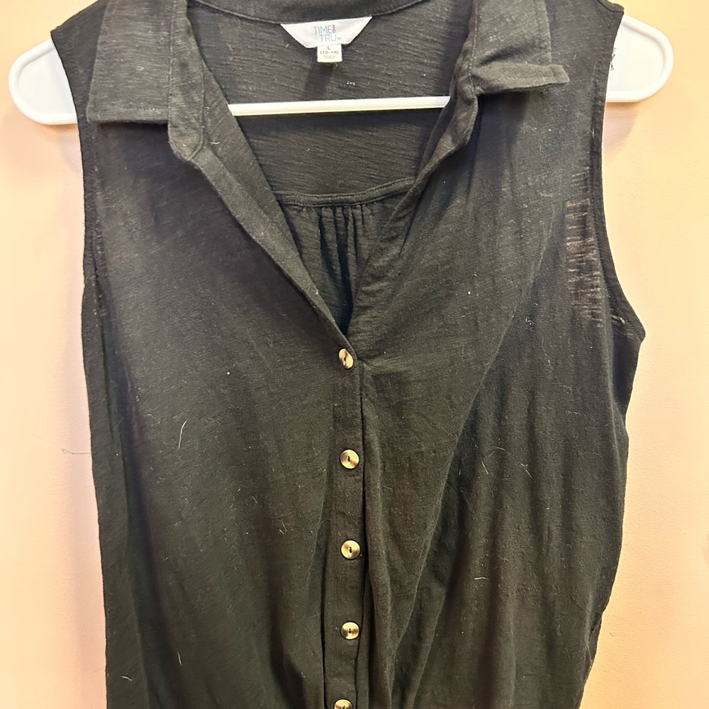 Black Sleeveless Button-Up Top